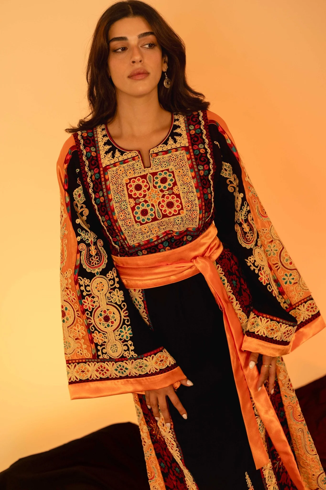 Black and Orange Traditional Palestinian Thobe - Image 4