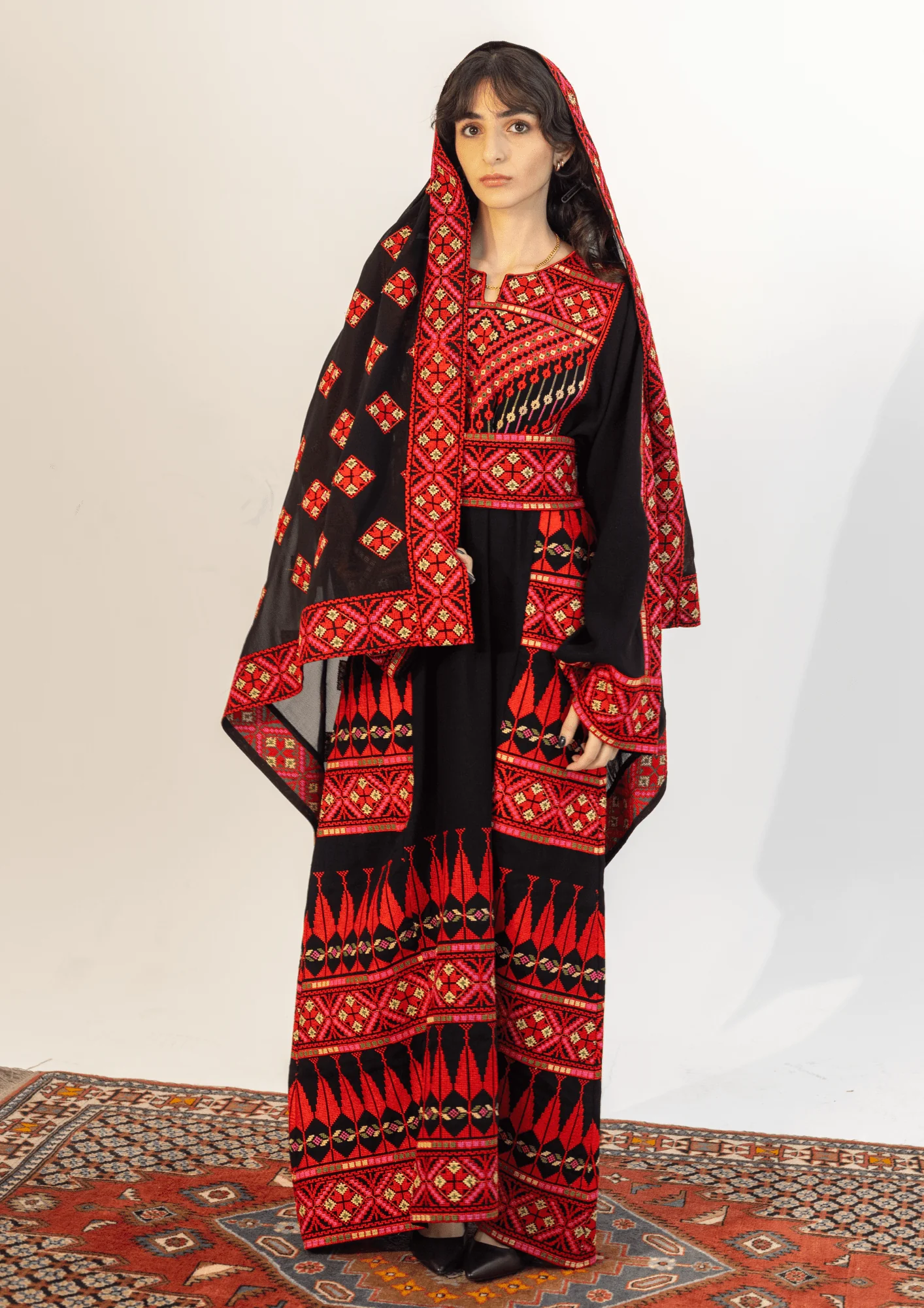 Traditional Embroidered Palestinian Shawl Head Dress - Image 5